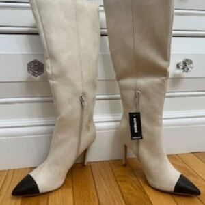 NWT Express Faux Suede Heeled Boots, Sz 6M, Winter White with Black Point Toe